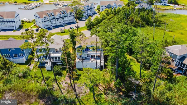 $1,399,000 | 10528 West War Dancer Lane, Berlin, MD 21811