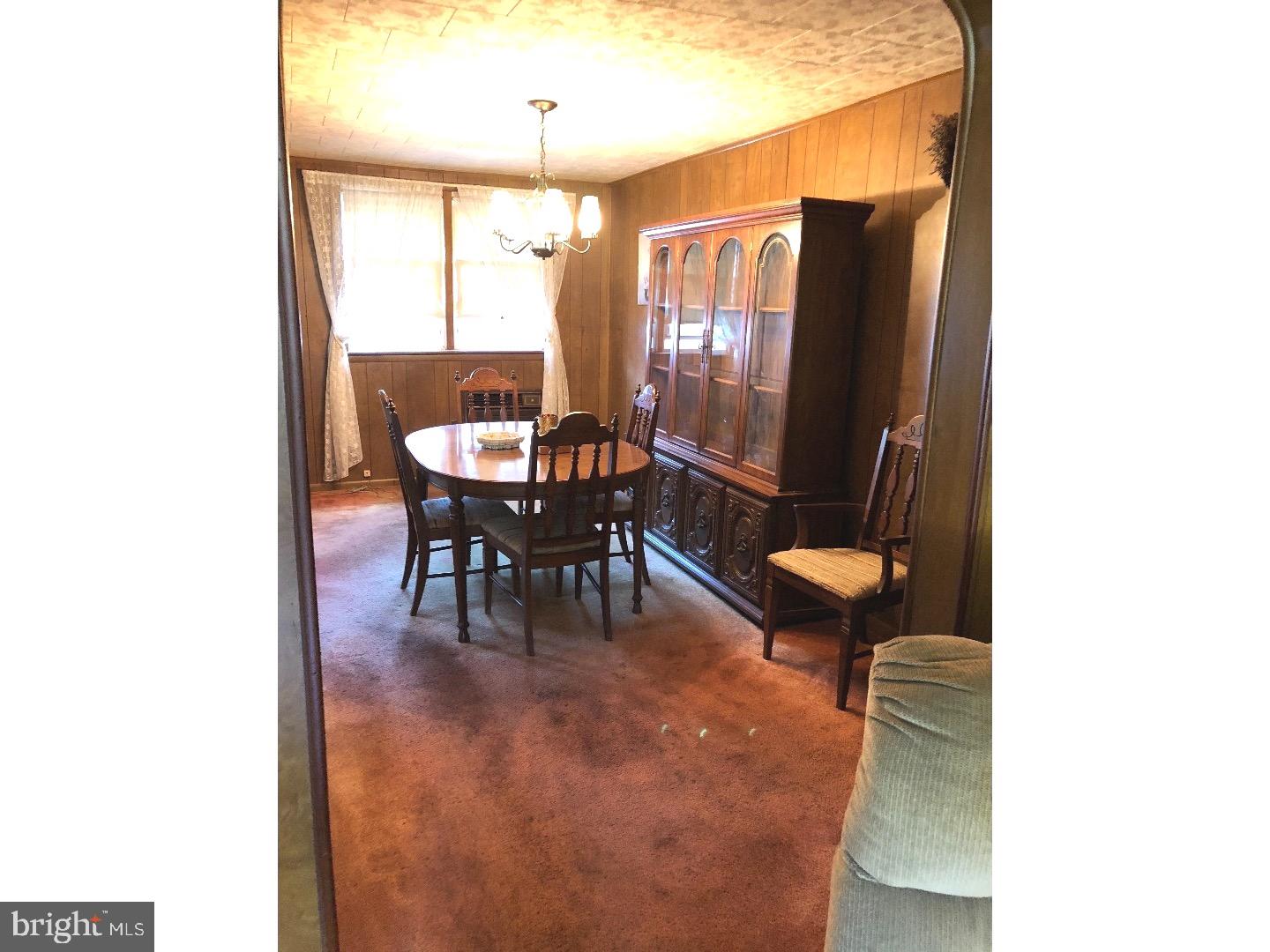 142 Academy Road Clifton Heights, PA 19018 - Photo 4 of 13 Dining Room