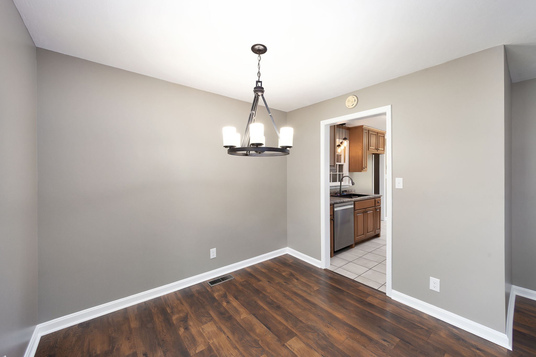 102 Fox Ridge Road Jackson, TN 38305 - Photo 8 of 29 Gallery Image 8