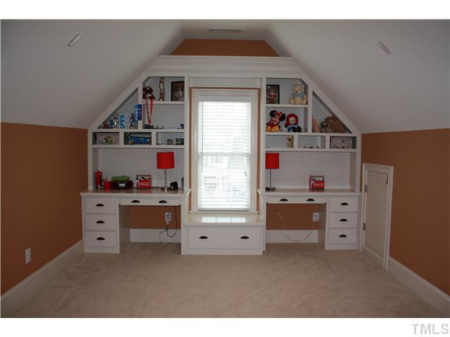 2826 Winter Song Road Raleigh, NC 27614 - Photo 21 of 25 Bonus room w/custom builtin desks