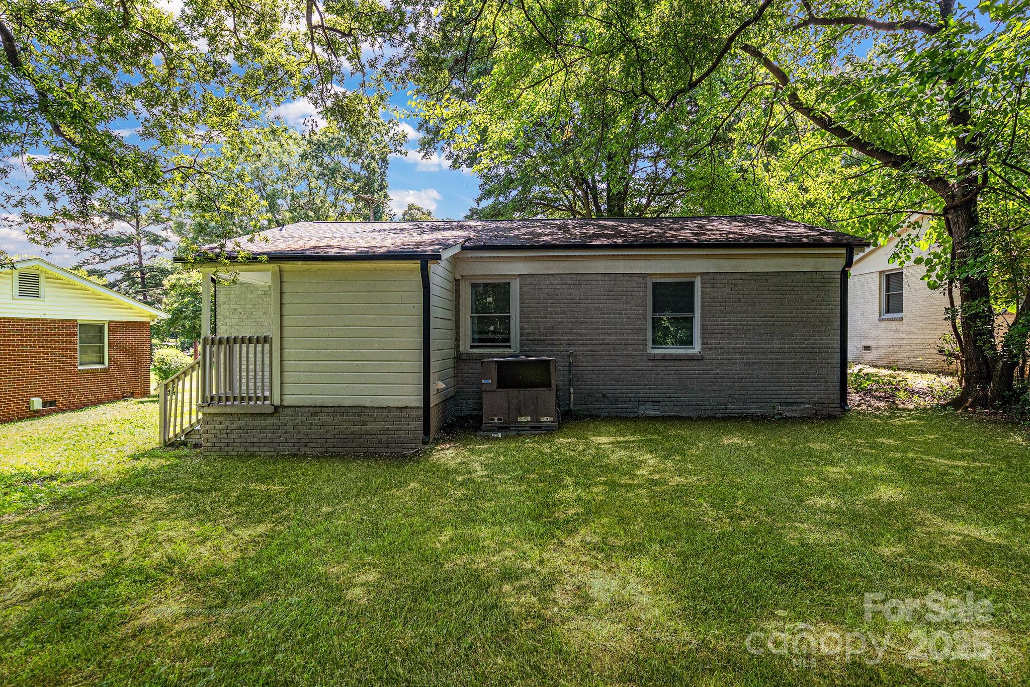 4413 Tillman Road Charlotte, NC 28208 - Photo 20 of 23 Gallery Image 20