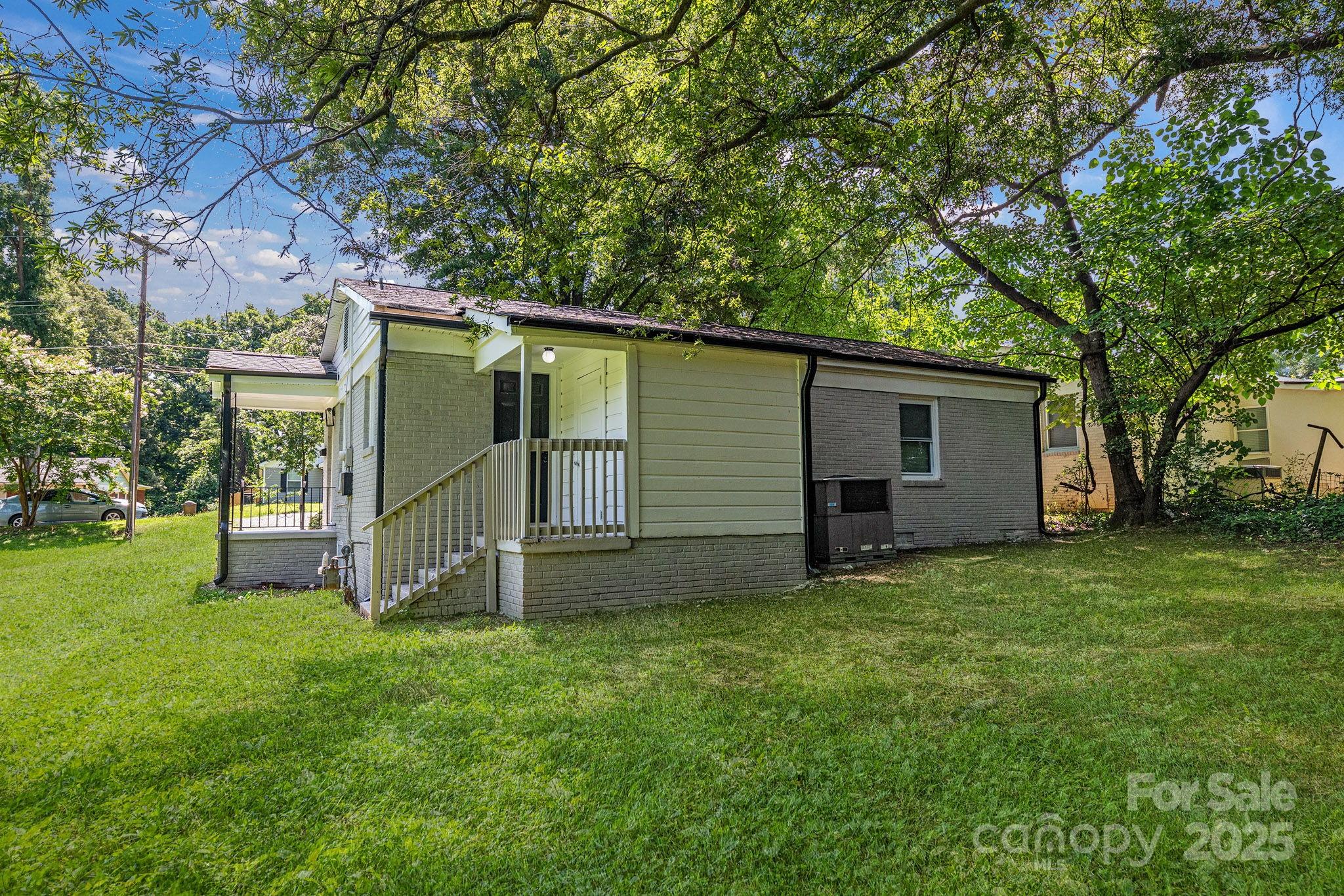 4413 Tillman Road Charlotte, NC 28208 - Photo 21 of 23 Gallery Image 21