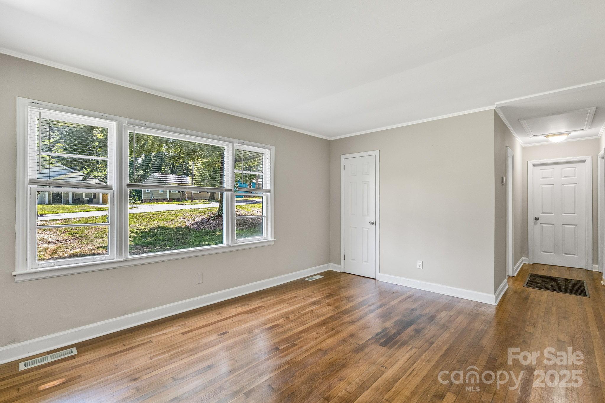 4413 Tillman Road Charlotte, NC 28208 - Photo 9 of 23 Gallery Image 9