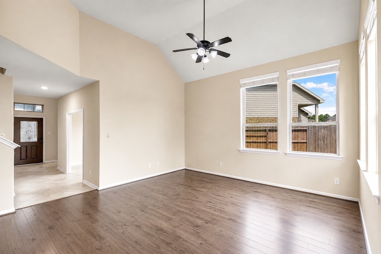 17206 Upper Ridge Lane Humble, TX 77346 - Photo 11 of 34 Gallery Image 11