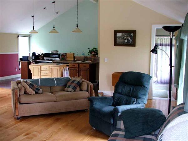 546 Old Stage Road Ashfield, MA 01330 - Photo 9 of 15 Gallery Image 9