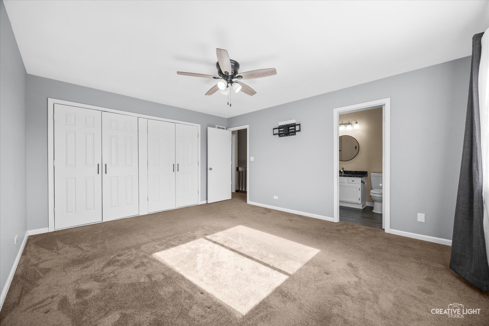 1221 Longford Circle Elgin, IL 60120 - Photo 15 of 29 a view of empty room with ceiling fan