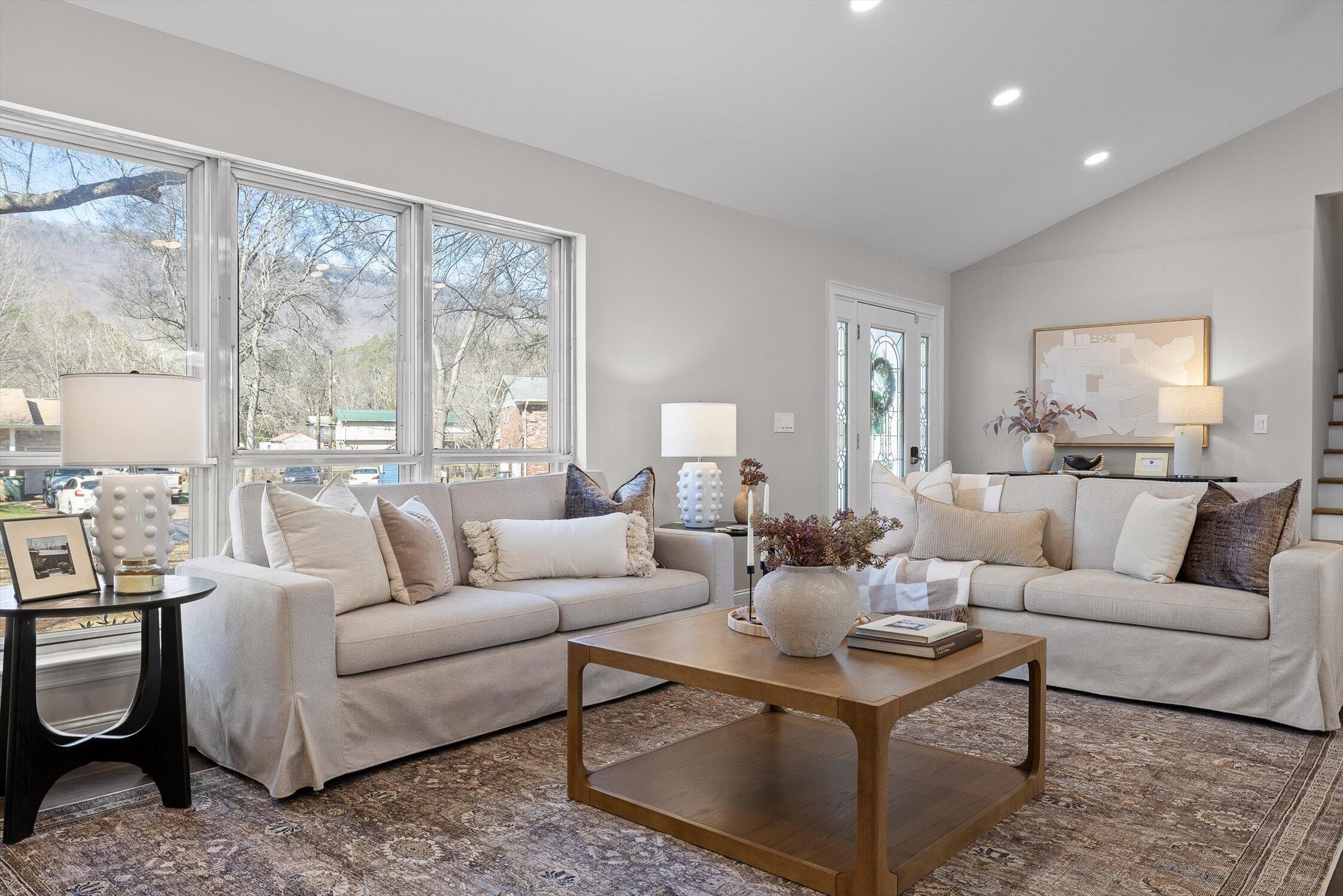 628 Spring Valley Lane Chattanooga, TN 37415 - Photo 22 of 76 14-Spring Valley-14