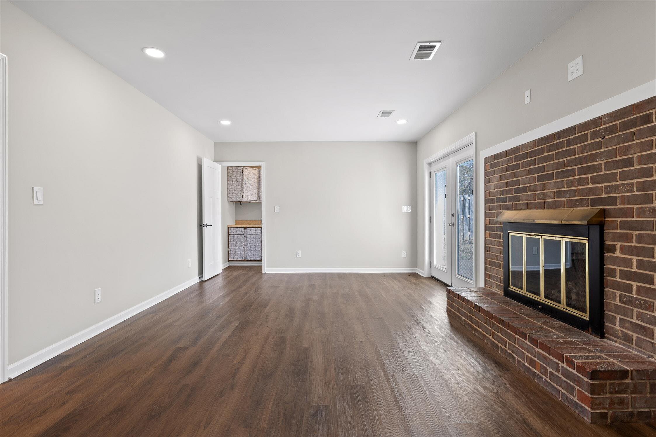 628 Spring Valley Lane Chattanooga, TN 37415 - Photo 38 of 76 30-Spring Valley-30