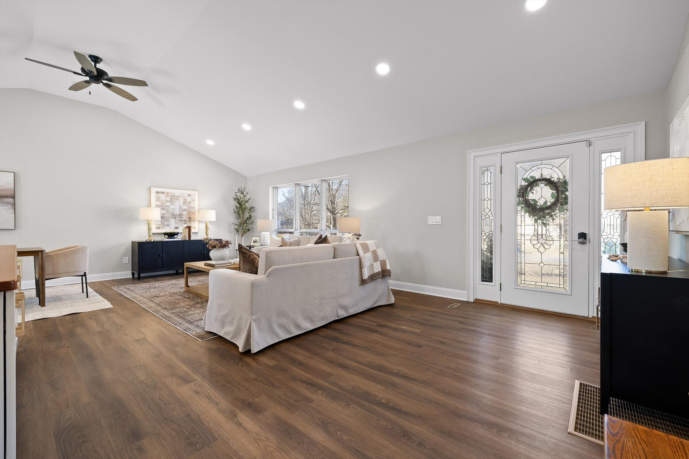 628 Spring Valley Lane Chattanooga, TN 37415 - Photo 8 of 76 07-Spring Valley-7