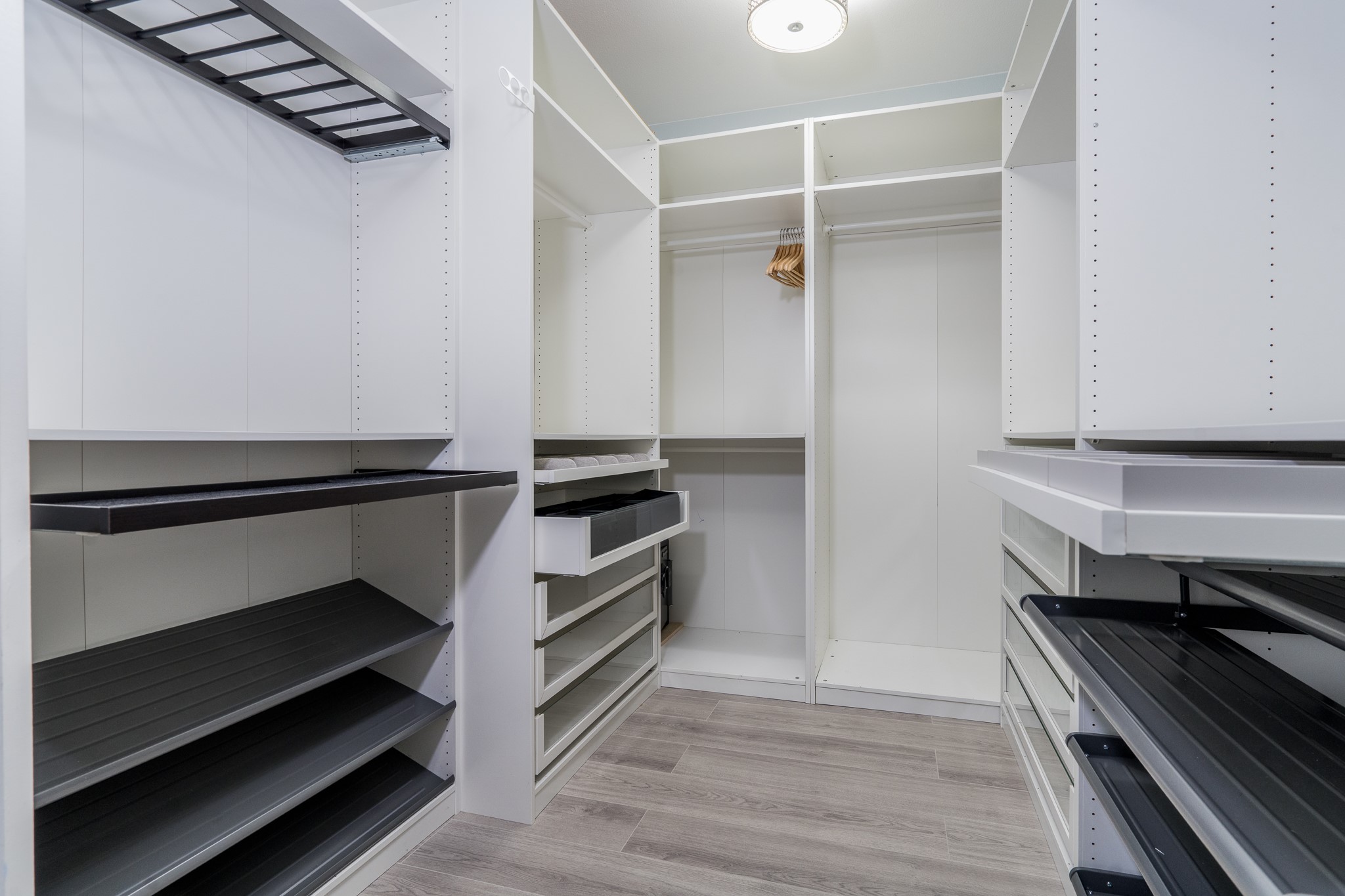 5914 Oakmoss Trail Spring, TX 77379 - Photo 19 of 50 A place for everything to keep your life organized and ready to take on each day!