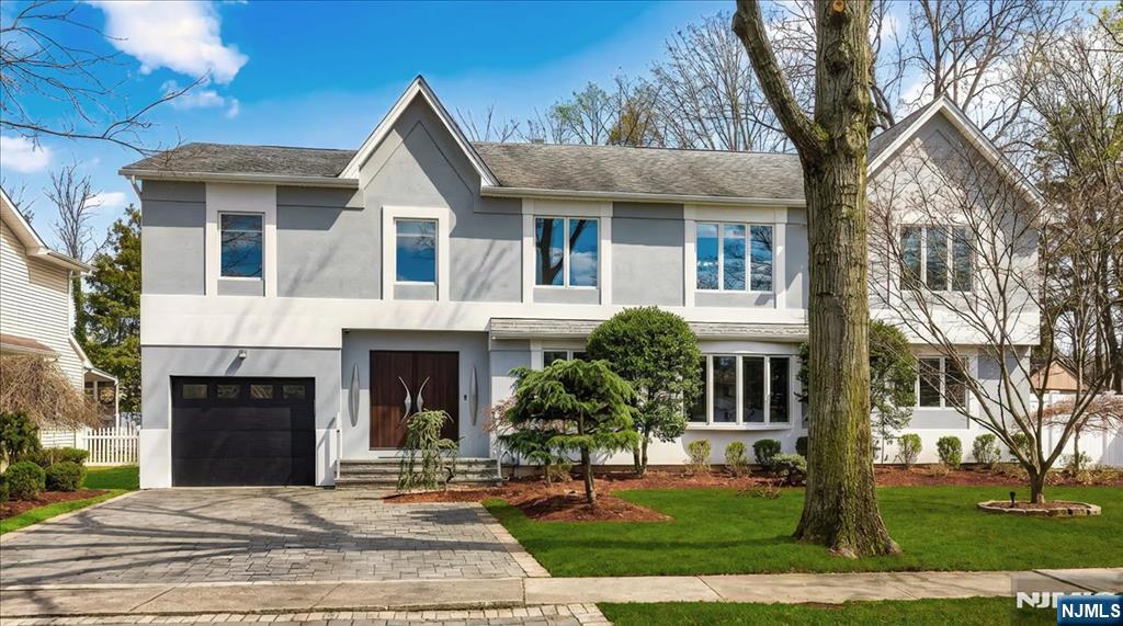 827 Alden Road Paramus, NJ 07652 - Photo 1 of 35 Gallery Image 1