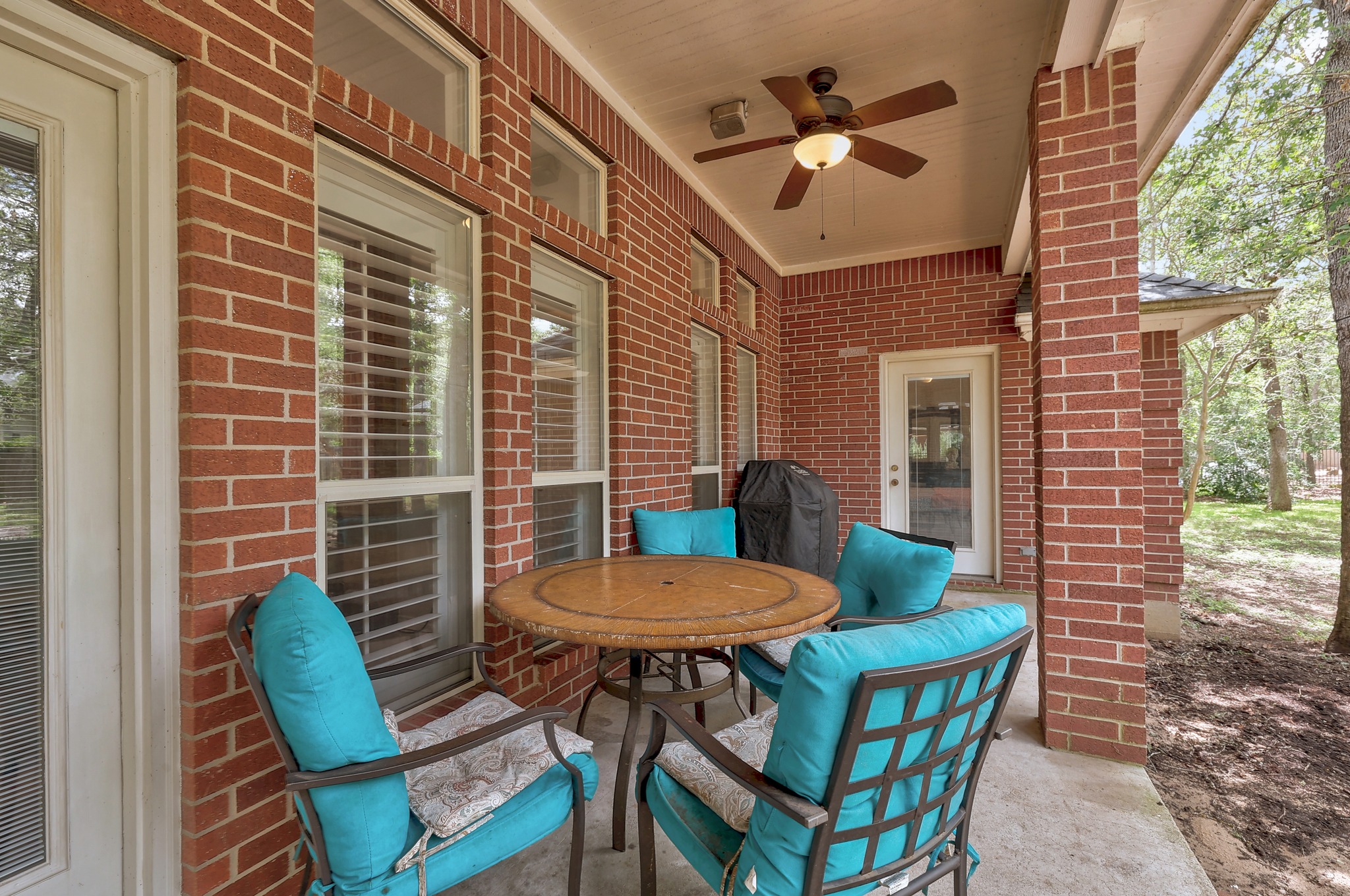 286 Arbors Circle Elgin, TX 78621 - Photo 34 of 40