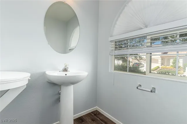 $2,100 | 9842 Silver Lasso Street, Las Vegas, NV 89183