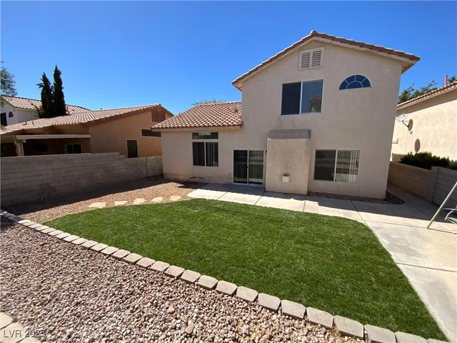 $2,100 | 9842 Silver Lasso Street, Las Vegas, NV 89183