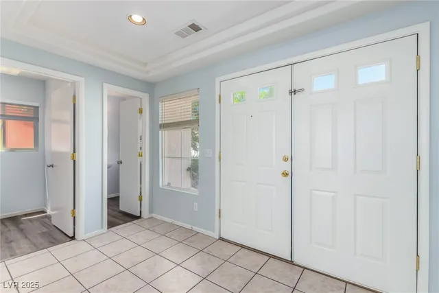 $2,100 | 9842 Silver Lasso Street, Las Vegas, NV 89183