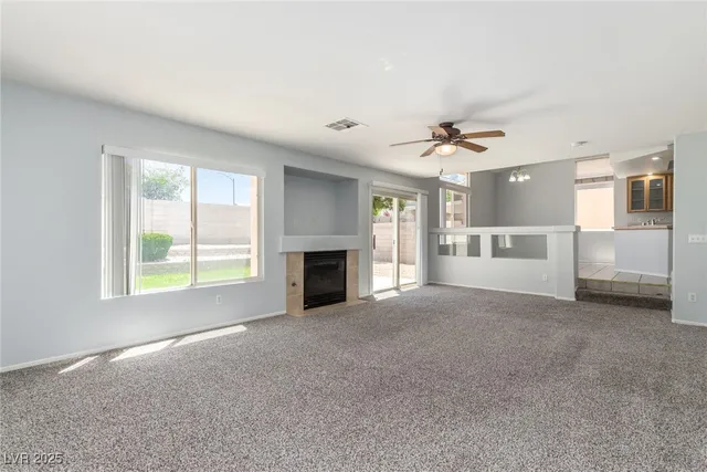 $2,100 | 9842 Silver Lasso Street, Las Vegas, NV 89183