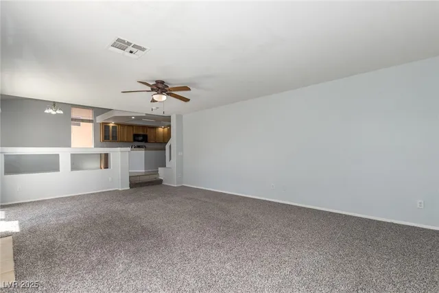 $2,100 | 9842 Silver Lasso Street, Las Vegas, NV 89183