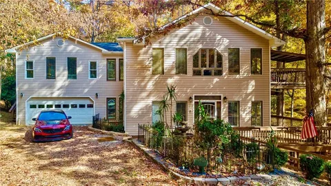 $799,900 | 3645 Bert Drive, Gainesville, GA 30506