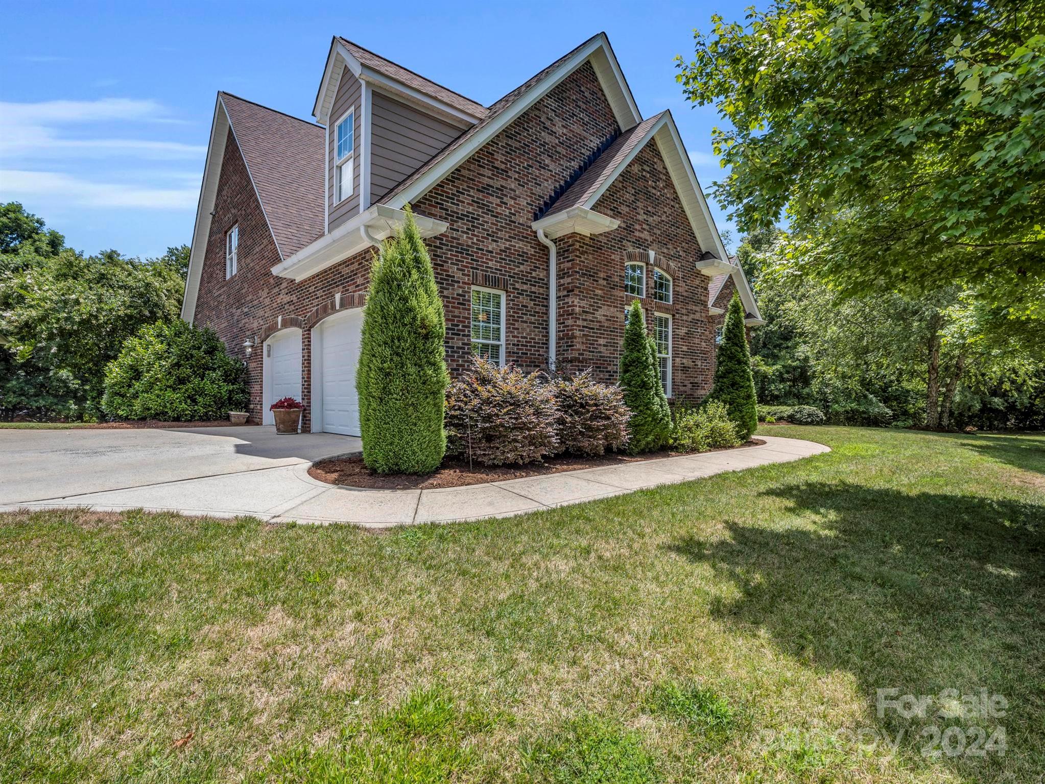 129 Laurel Ridge Drive Cherryville, NC 28021 - Photo 4 of 42 Gallery Image 4