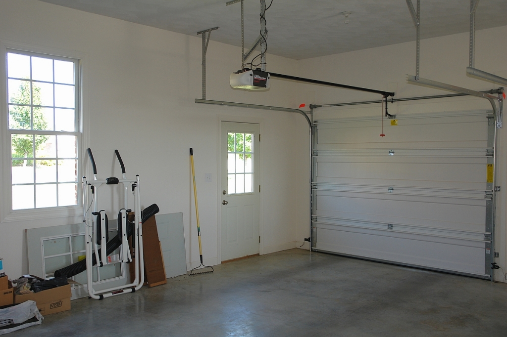 451 Summit Ridge Road Daleville, VA 24083 - Photo 16 of 21 Garage