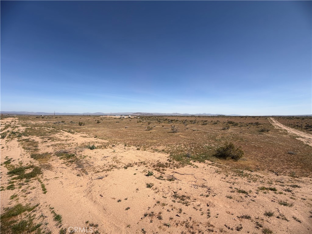 21353 Riverview Road Barstow, CA 92311 - Photo 22 of 24 a view of an ocean