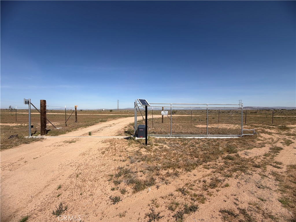 21353 Riverview Road Barstow, CA 92311 - Photo 23 of 24 a view of a ocean view