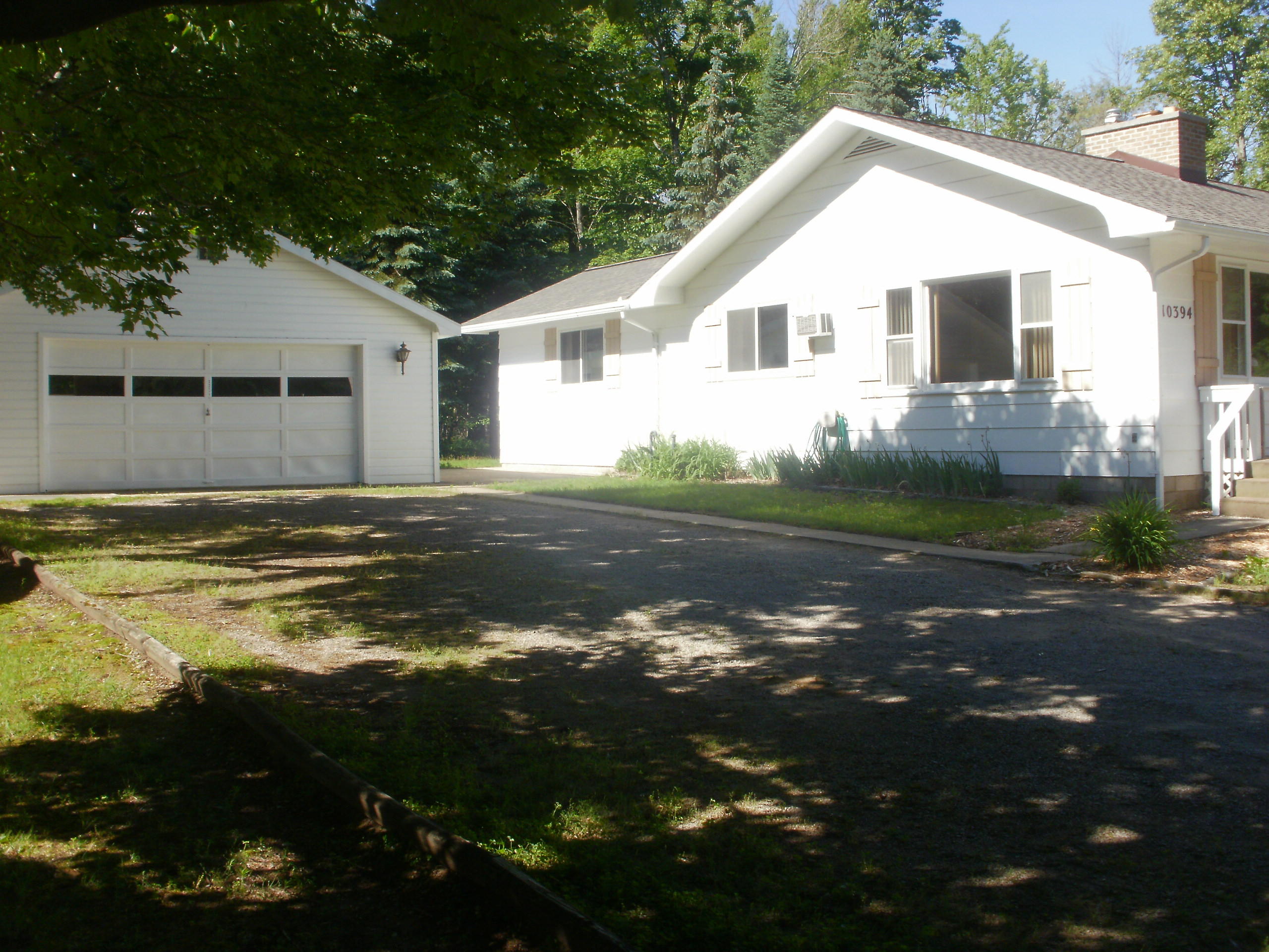 11105 Kings Point Road Alanson, MI 49706 - Photo 3 of 21 Gallery Image 3