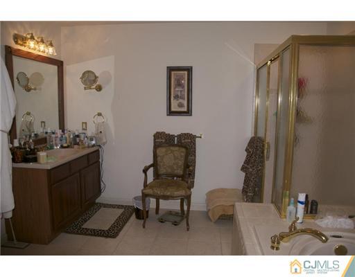 41 Rue Chagall Somerset, NJ 08873 - Photo 14 of 25 Gallery Image 14