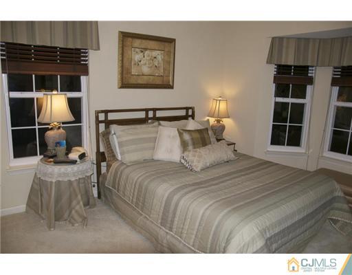 41 Rue Chagall Somerset, NJ 08873 - Photo 17 of 25 Gallery Image 17