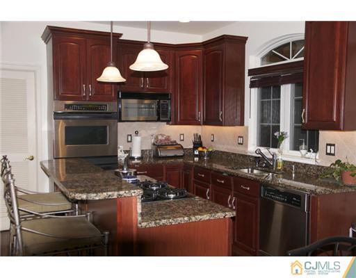 41 Rue Chagall Somerset, NJ 08873 - Photo 5 of 25 Gallery Image 5