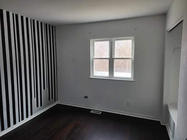 $185,000 | 18108 Fountainbleau Drive, Hazel Crest, IL 60429