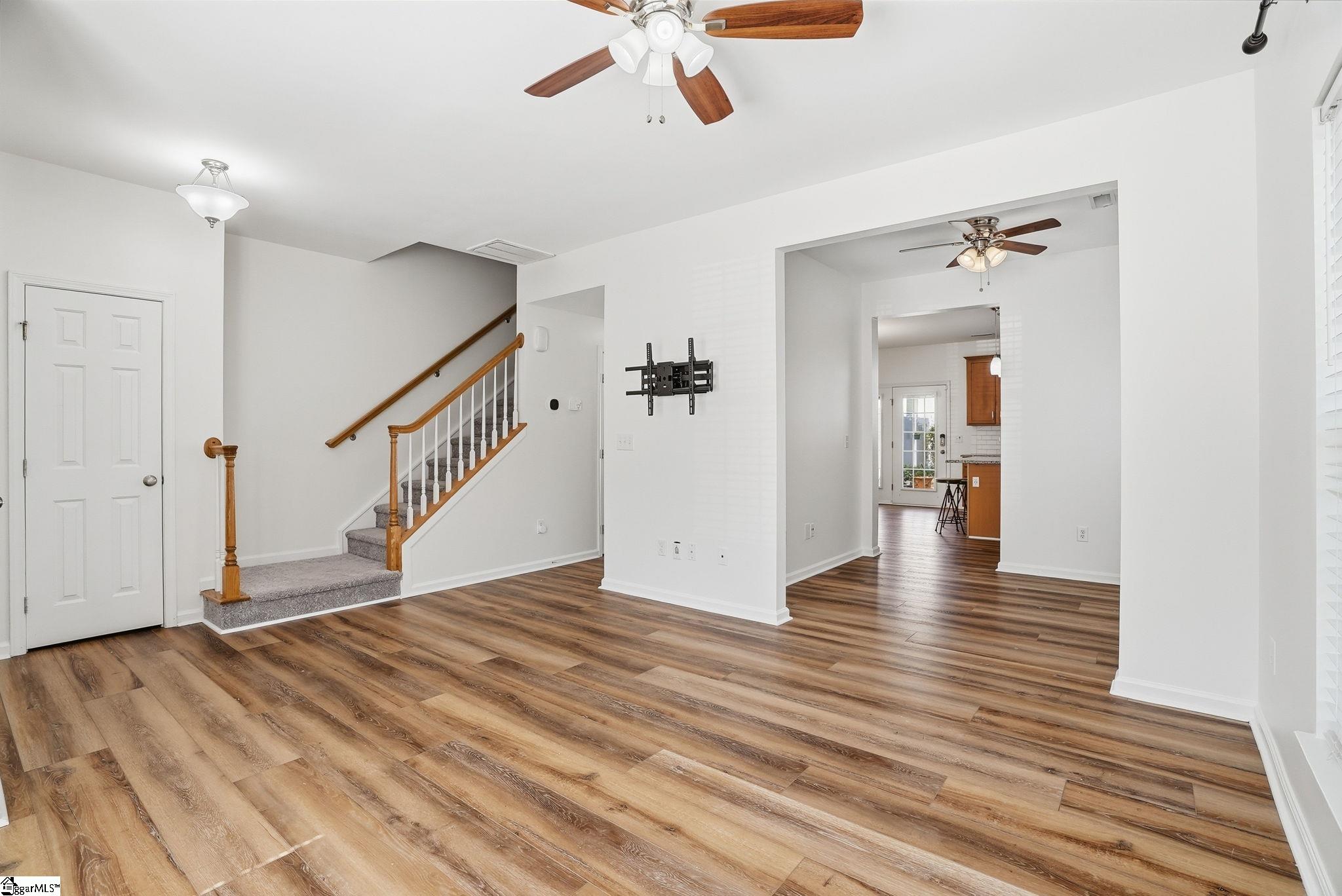 245 Hadley Commons Drive Mauldin, SC 29662 - Photo 6 of 33