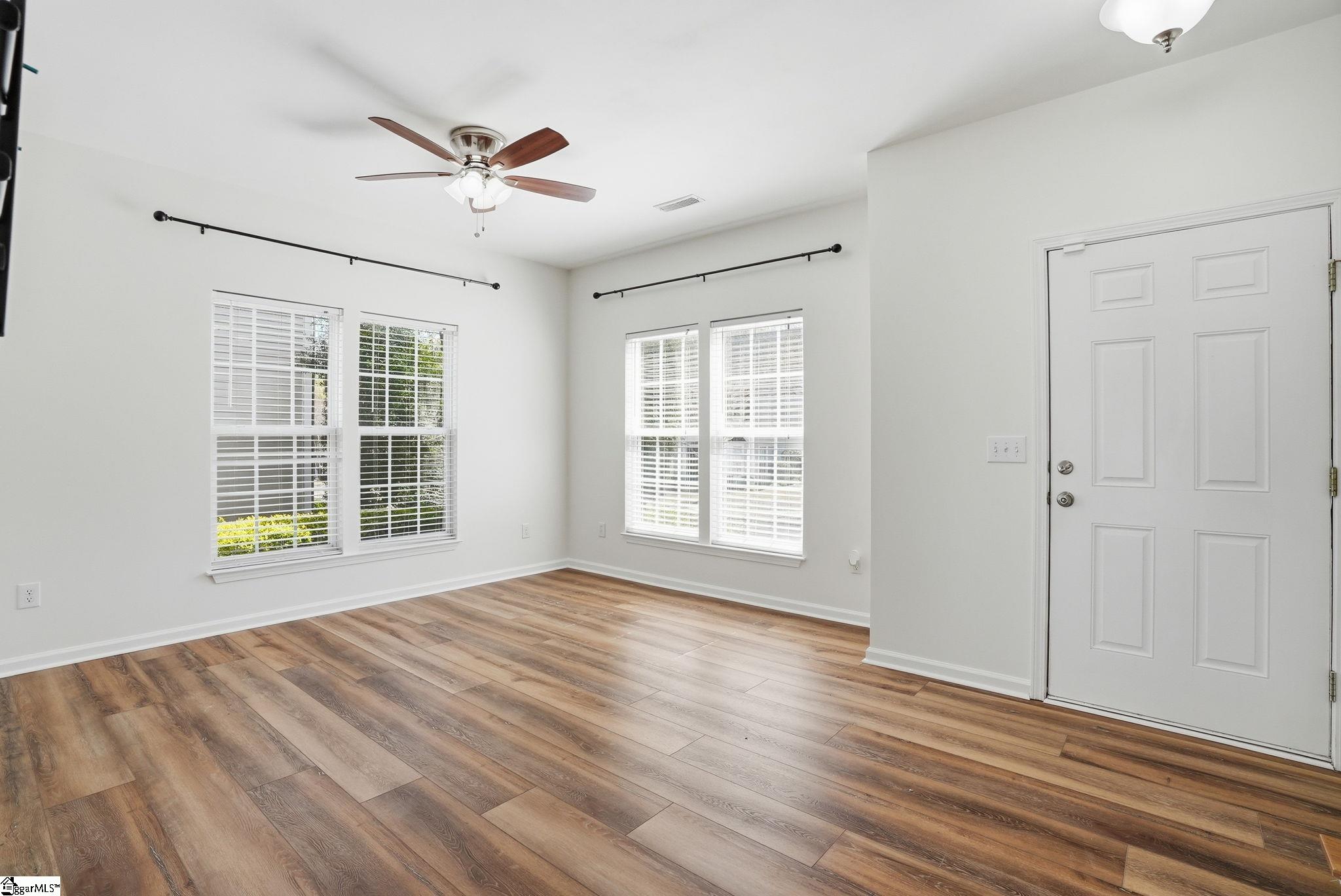 245 Hadley Commons Drive Mauldin, SC 29662 - Photo 8 of 33