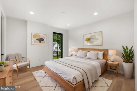 $2,495,000 | 113 James Drive Southwest, Vienna, VA 22180
