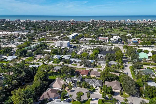 $17,500 | 2515 Royal Palm Court, Naples, FL 34103