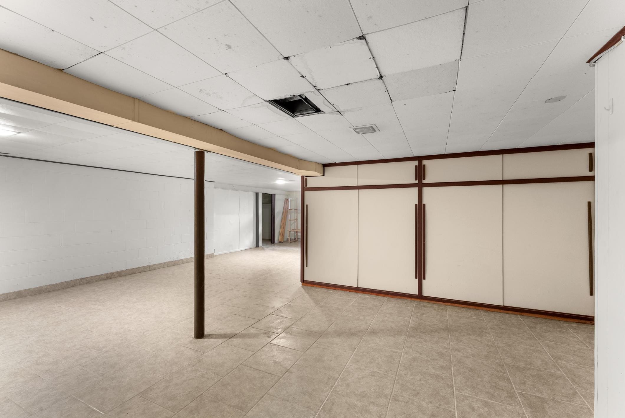 1433 North 23rd Street Manitowoc, WI 54220 - Photo 17 of 27 Large closet/storage space