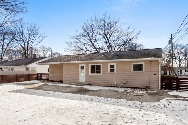 $244,900 | 1433 North 23rd Street, Manitowoc, WI 54220