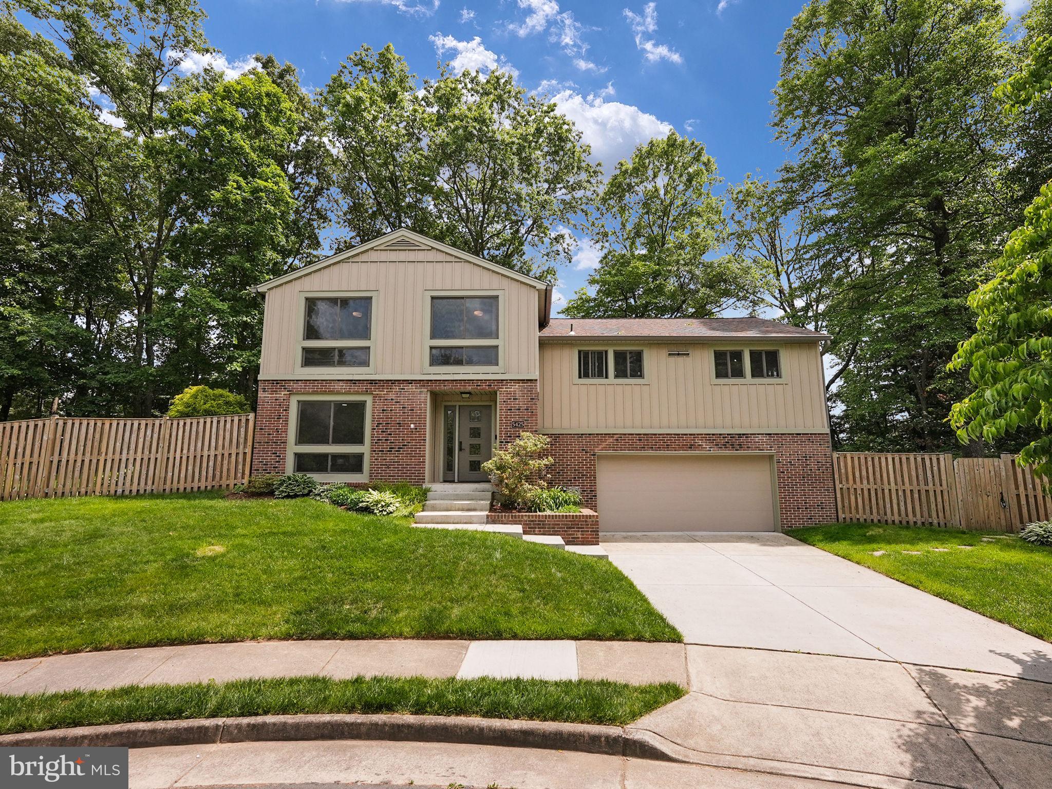 5425 Aylor Road Fairfax, VA 22032 - Photo 3 of 46