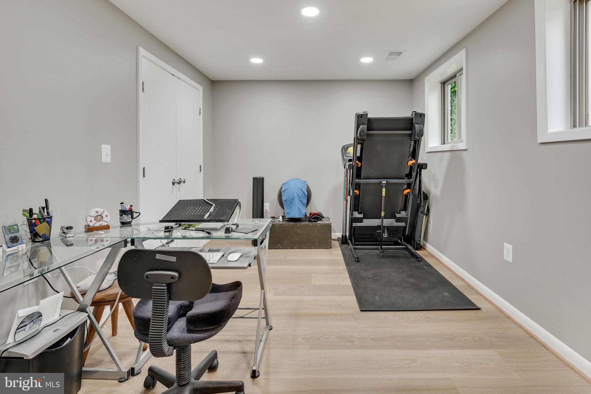 5425 Aylor Road Fairfax, VA 22032 - Photo 31 of 46