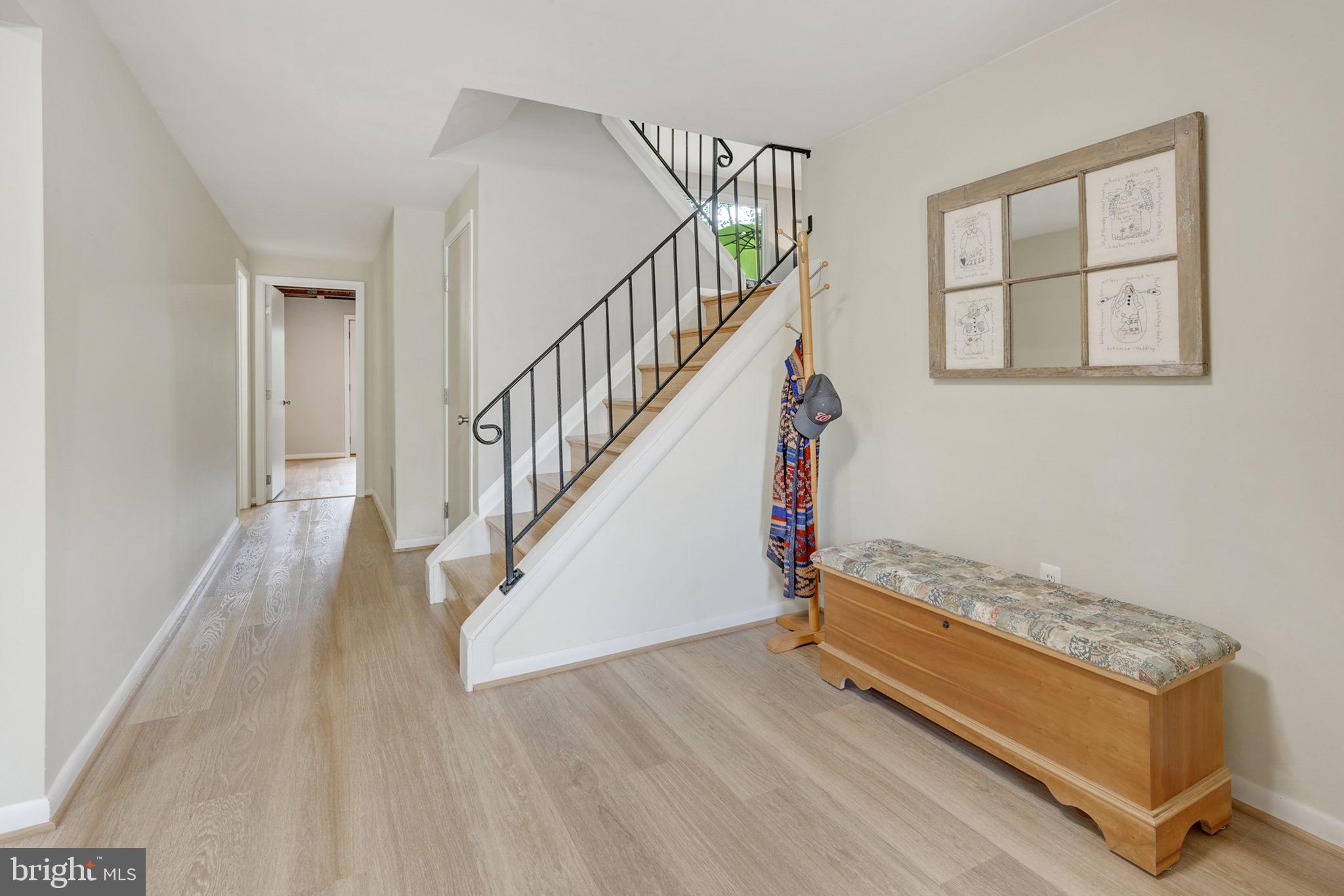5425 Aylor Road Fairfax, VA 22032 - Photo 6 of 46