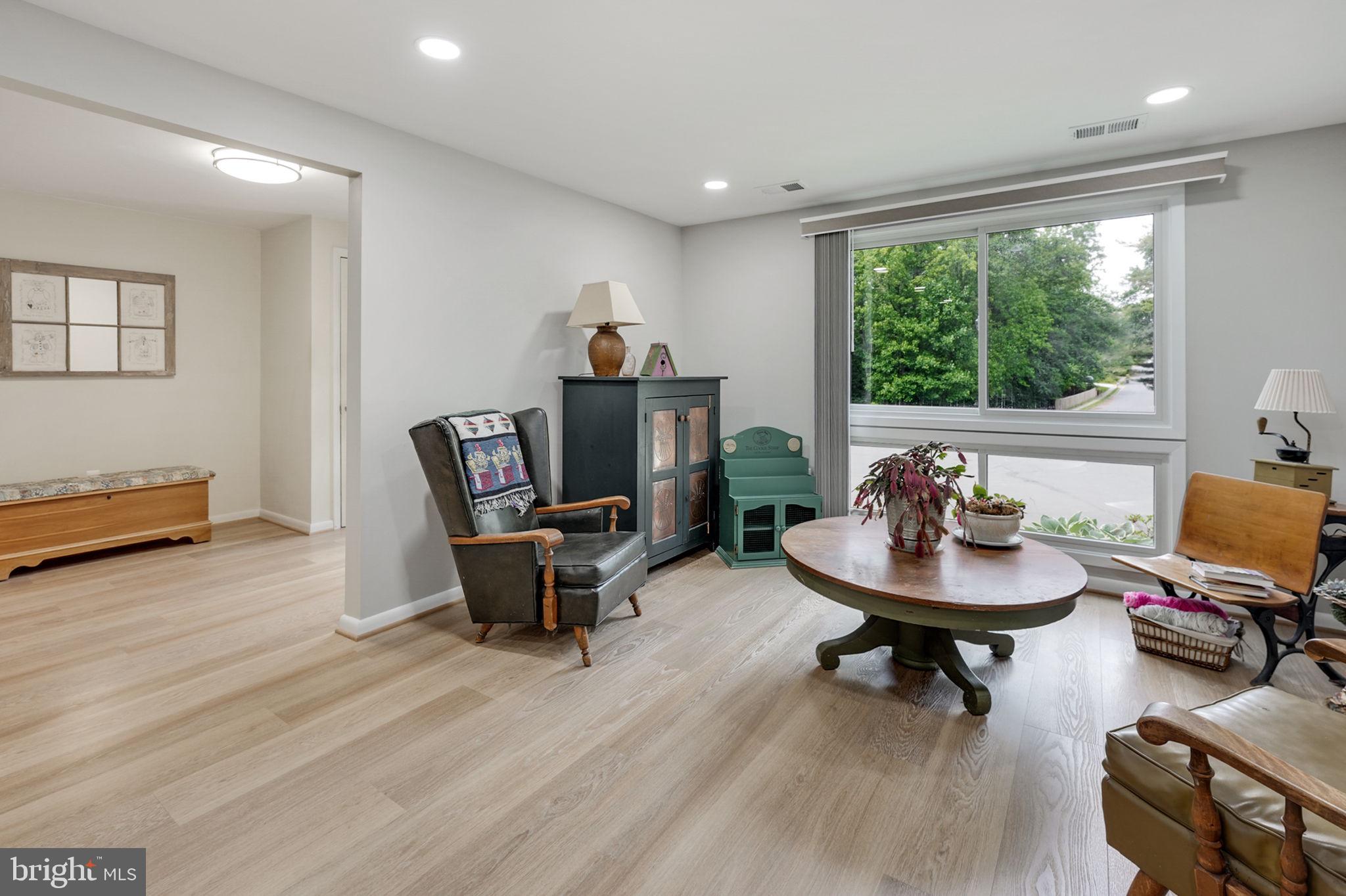 5425 Aylor Road Fairfax, VA 22032 - Photo 7 of 46