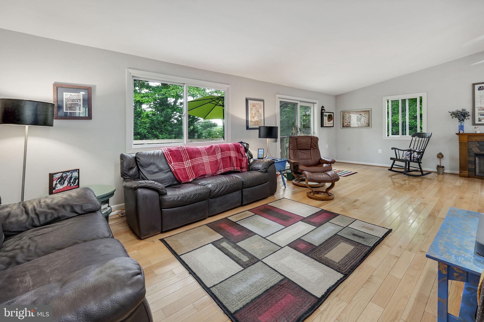 5425 Aylor Road Fairfax, VA 22032 - Photo 8 of 46