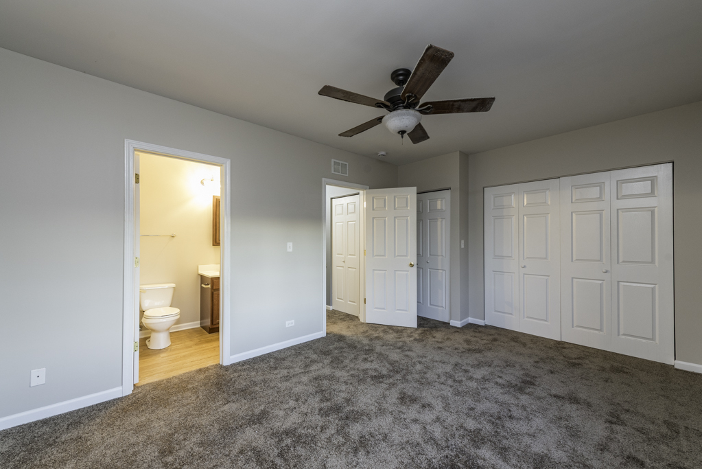 341 West Treehouse Lane, Unit 114 Round Lake, IL 60073 - Photo 17 of 26