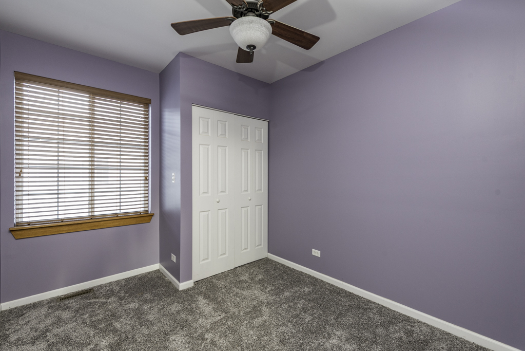 341 West Treehouse Lane, Unit 114 Round Lake, IL 60073 - Photo 18 of 26