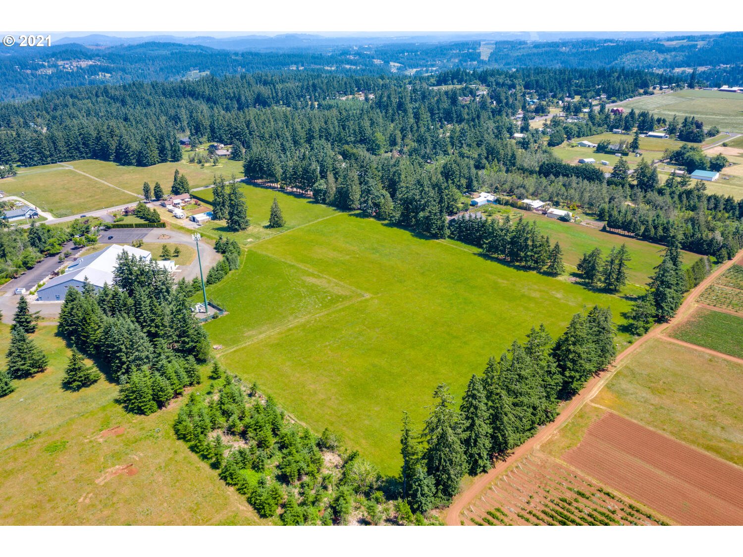 16084 South Henrici Road Oregon City, OR 97045 - Photo 24 of 25 Gallery Image 24