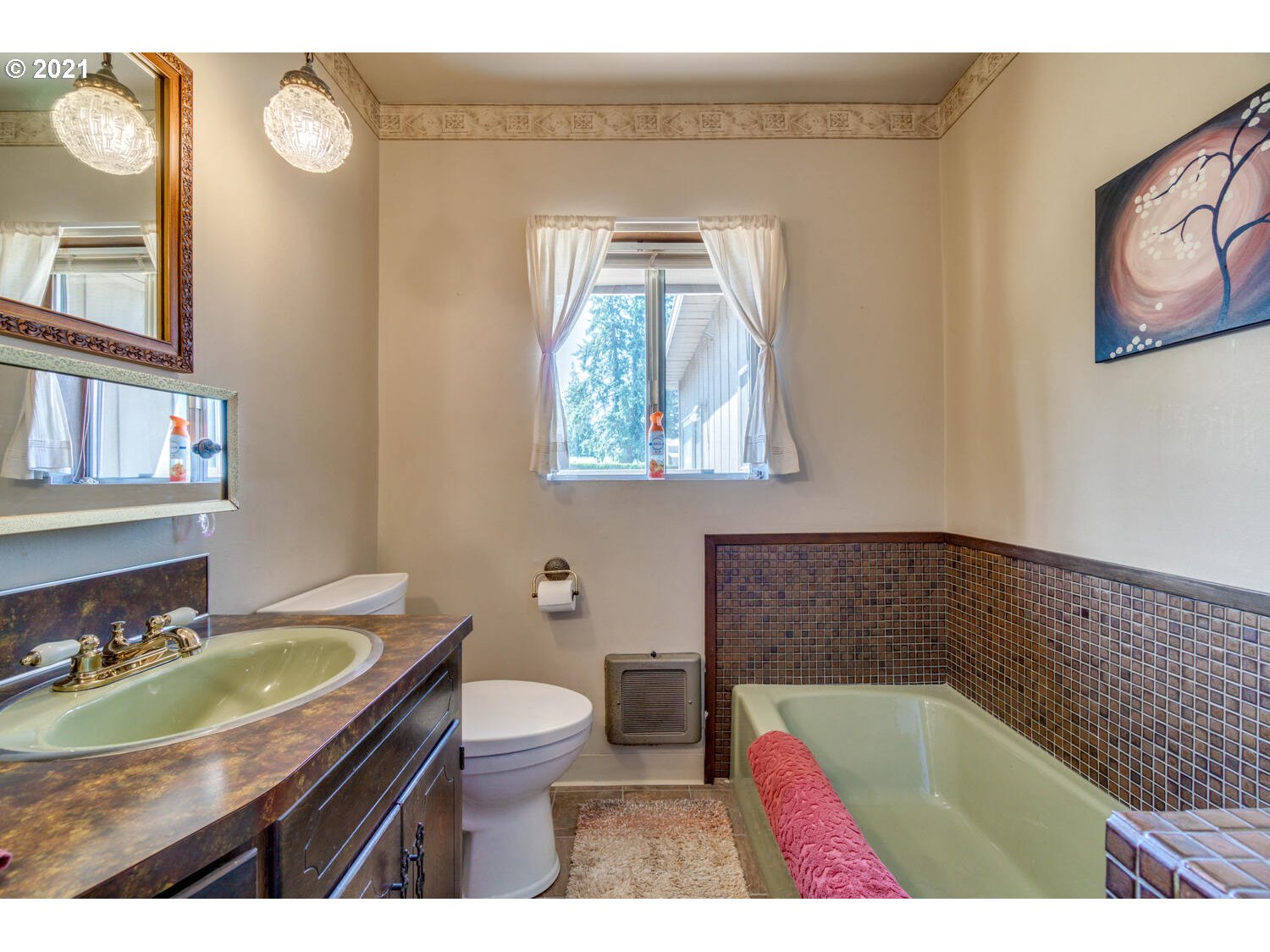 16084 South Henrici Road Oregon City, OR 97045 - Photo 9 of 25 Gallery Image 9
