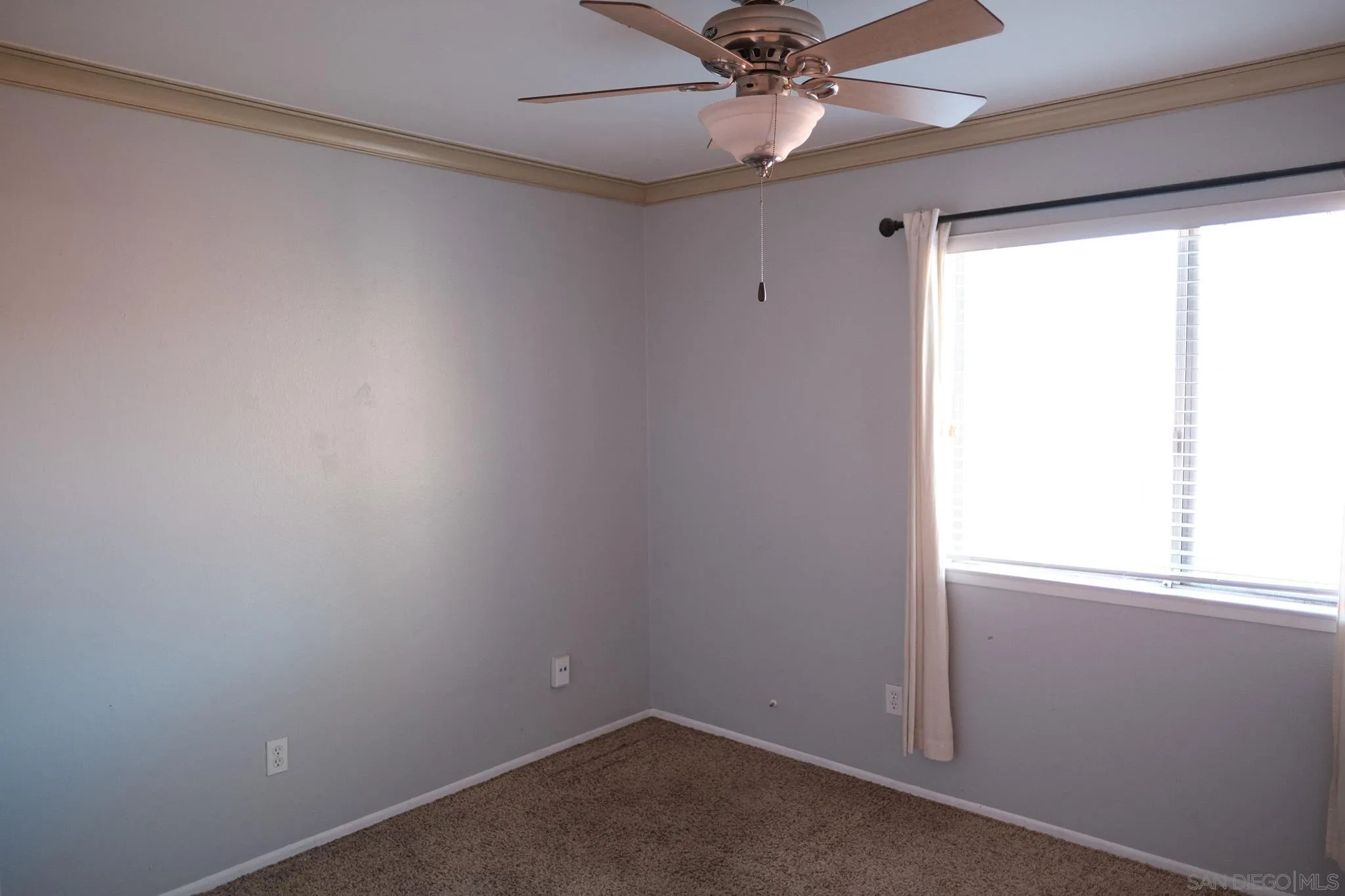 2142 Ridgeview Place Escondido, CA 92026 - Photo 10 of 29 Gallery Image 10