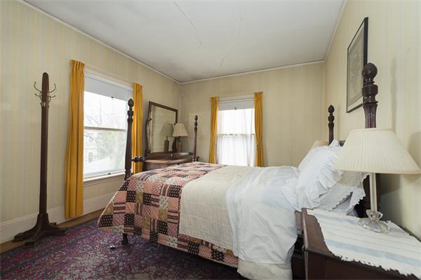 15 Calumet Road Winchester, MA 01890 - Photo 12 of 21 Gallery Image 12