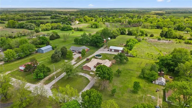 $289,000 | 2438 Cr 4500 N/a Coffeyville Ks 67337 N/a, Coffeyville, KS 67337