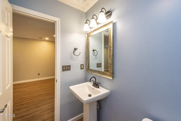 $239,000 | 263 Willowbend Place, Unit 263, Kingsport, TN 37660